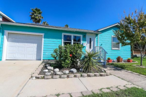 One-of-a-kind home near Moody Gardens and Bayou - Cute & cozy as can be